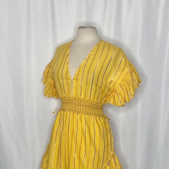 SAYLOR Yellow Metallic Striped Dress Fluttery Smocked Mini Gold Party Medium - Picture 7 of 13
